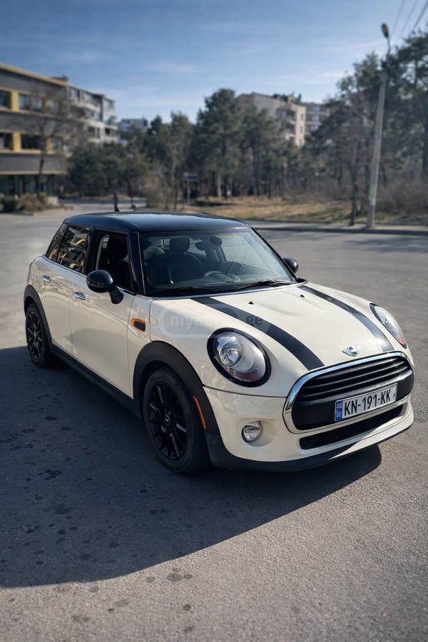Mini Cooper - фото 1