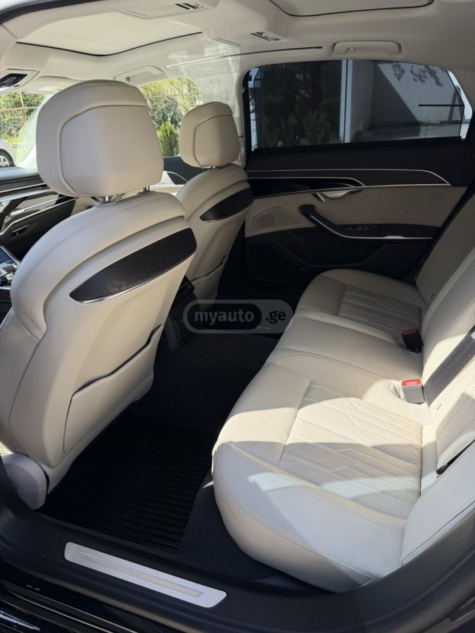 Audi A8 - фото 10