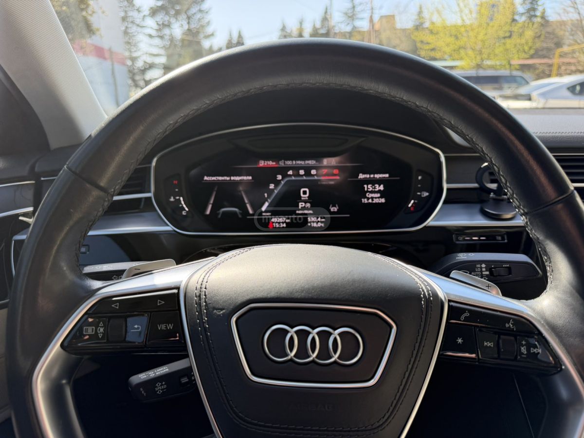 Audi A8 - фото 13