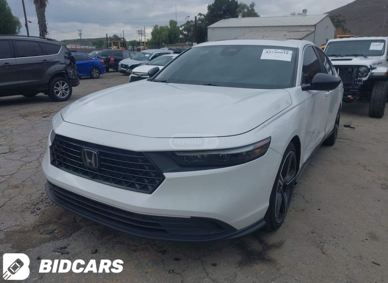 Honda Accord - фото 1