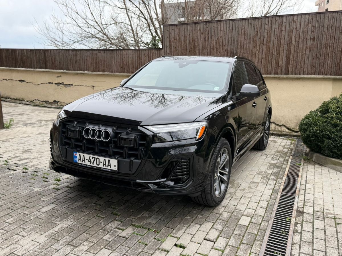 Audi Q7 - фото 3