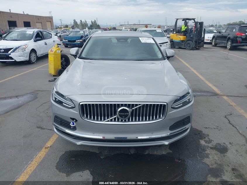 Volvo S 90 - фото 13