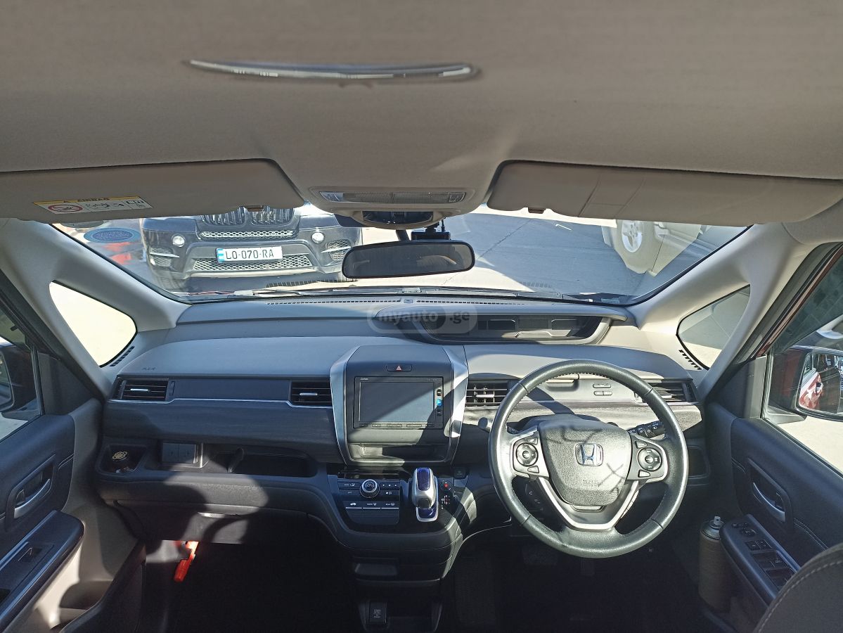 Honda Freed - фото 10