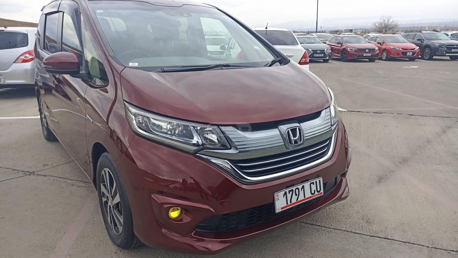 Honda Freed - фото 2