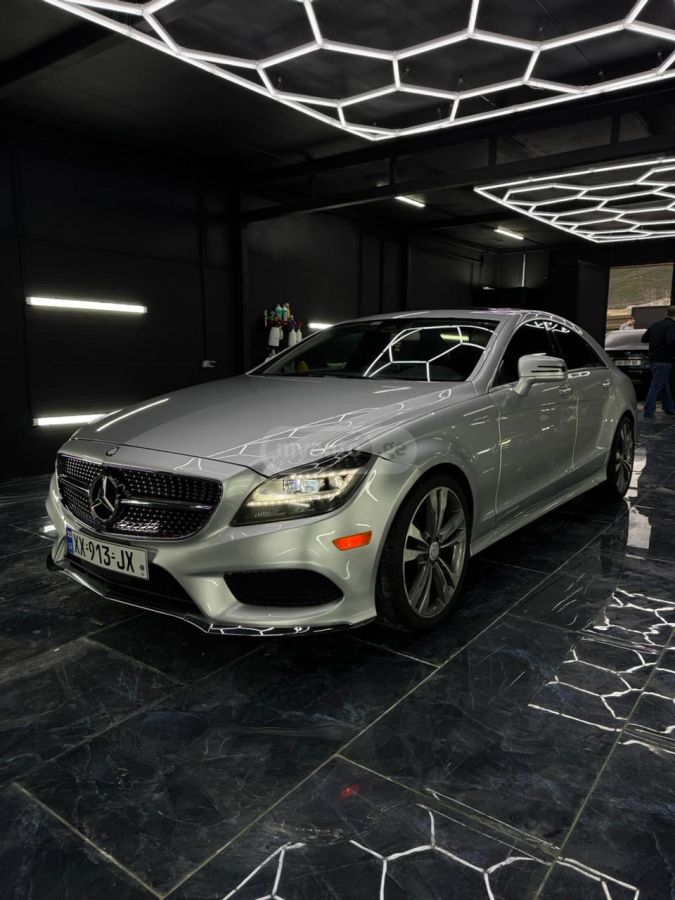 Mercedes-Benz CLS 400 - фото 1