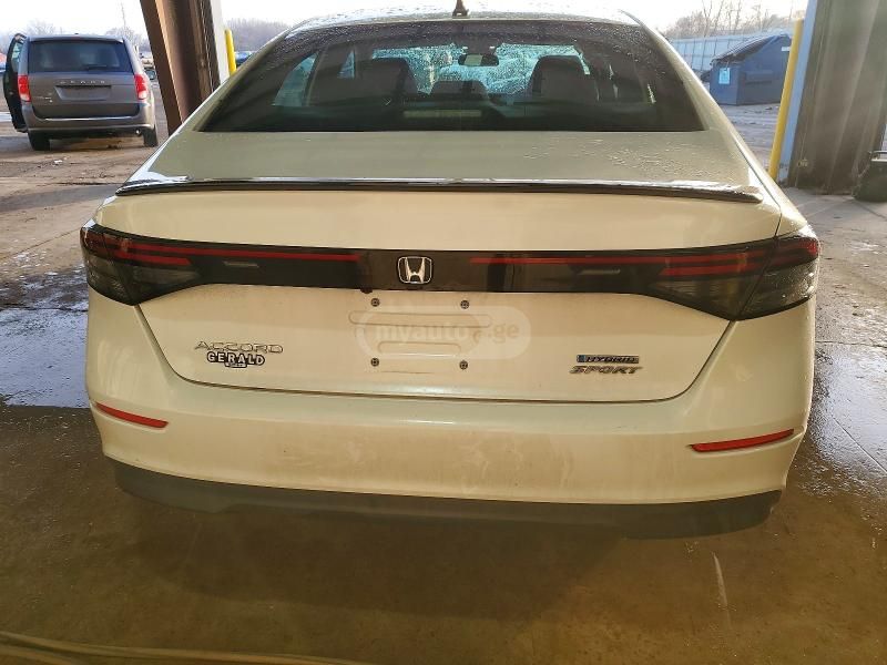 Honda Accord - фото 6