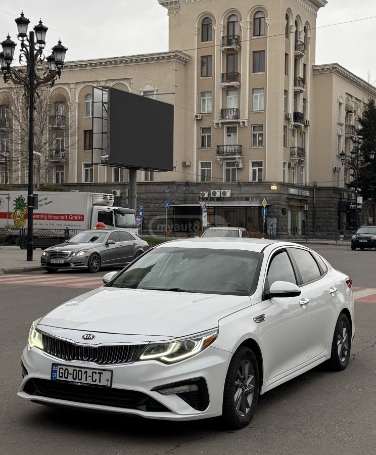 Kia Optima - фото 2