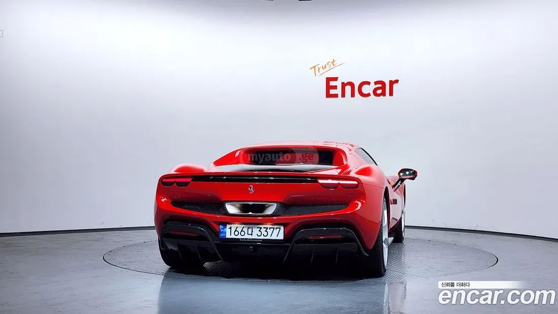 Ferrari 296 GTB 2023 — миниатюра 4