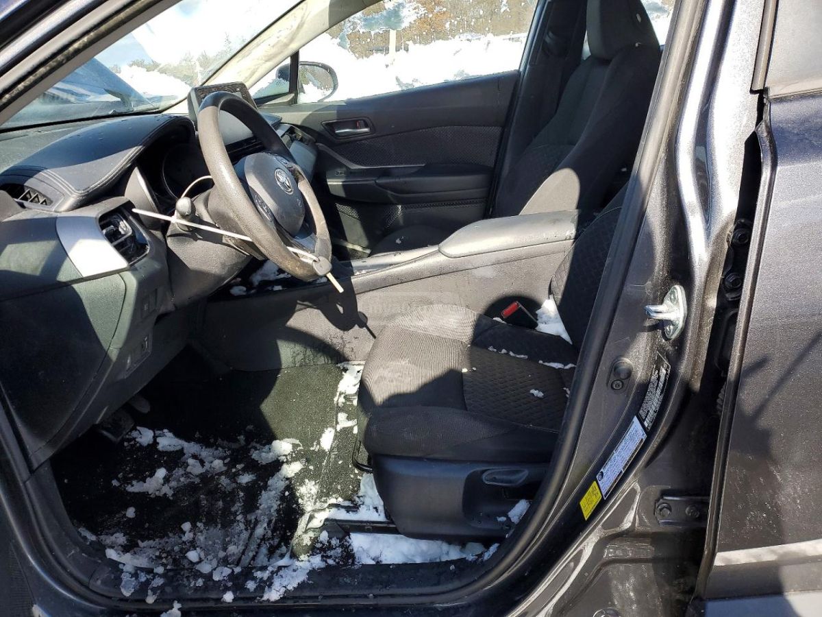 Toyota CHR - фото 7