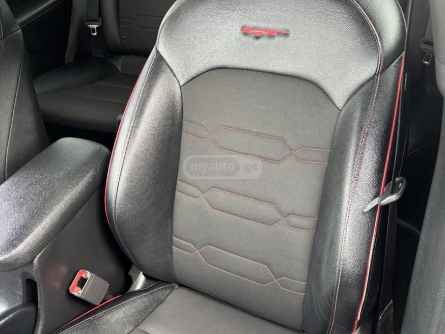 Kia Forte - фото 10