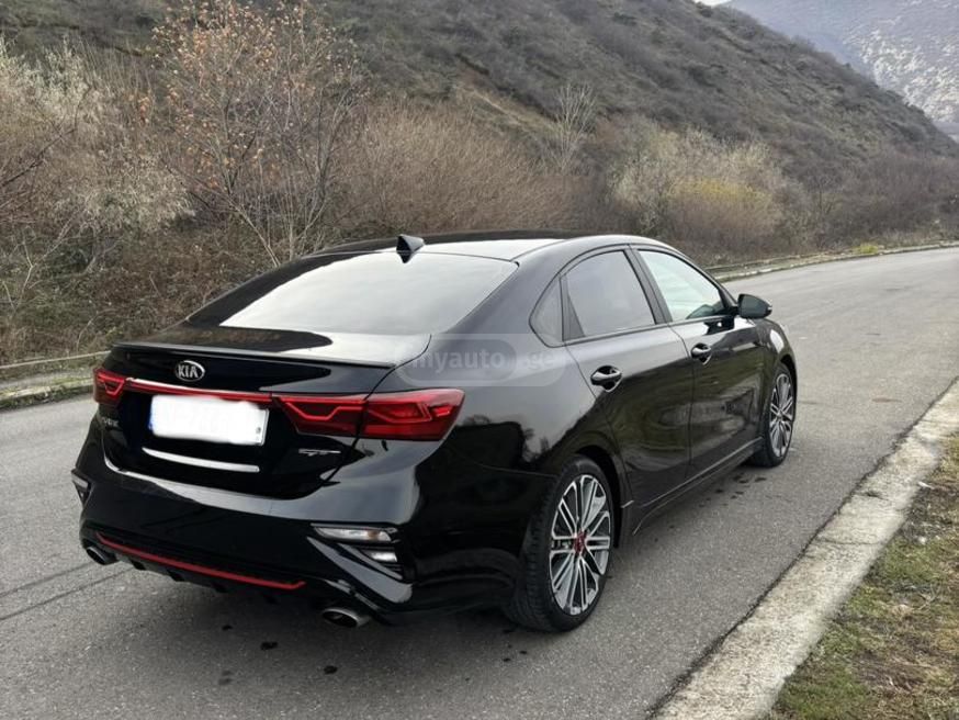 Kia Forte - фото 2