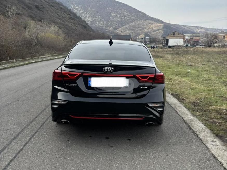 Kia Forte - фото 4