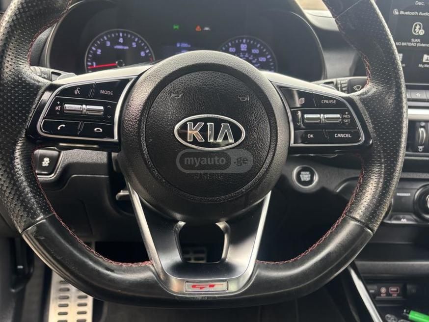 Kia Forte - фото 7