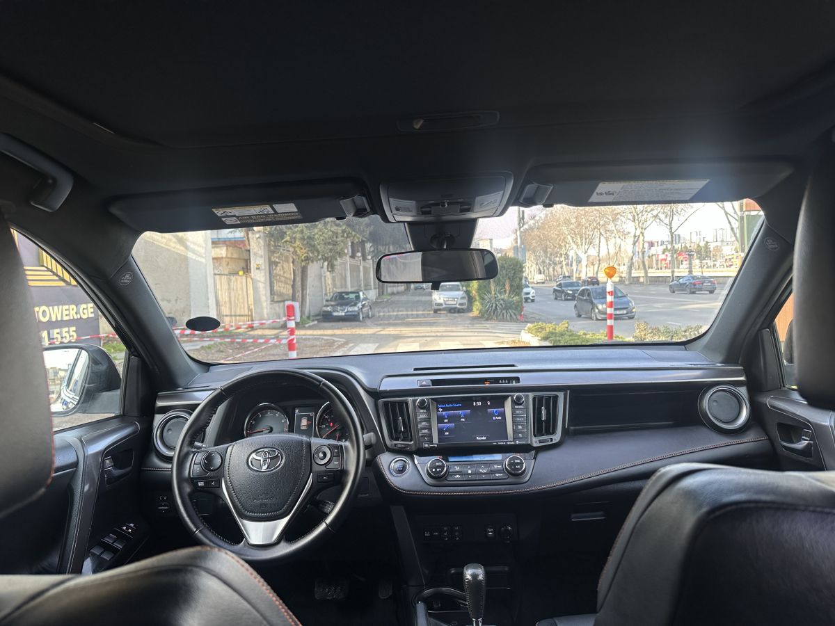 Toyota RAV 4 - фото 10