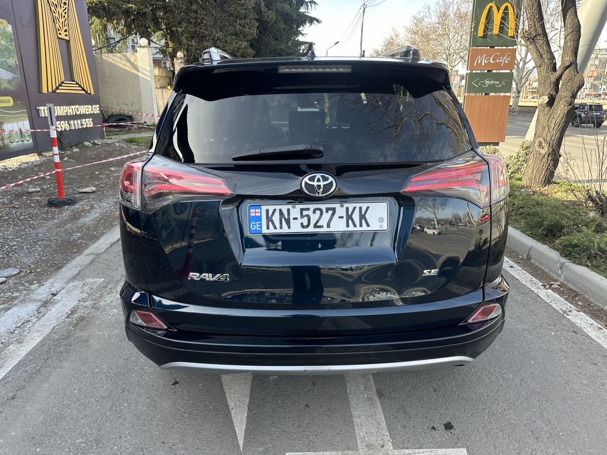 Toyota RAV 4 - фото 5