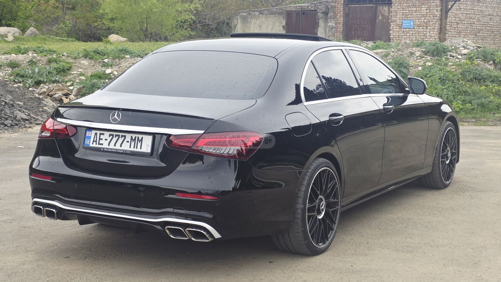 Mercedes-Benz E 300 - фото 15