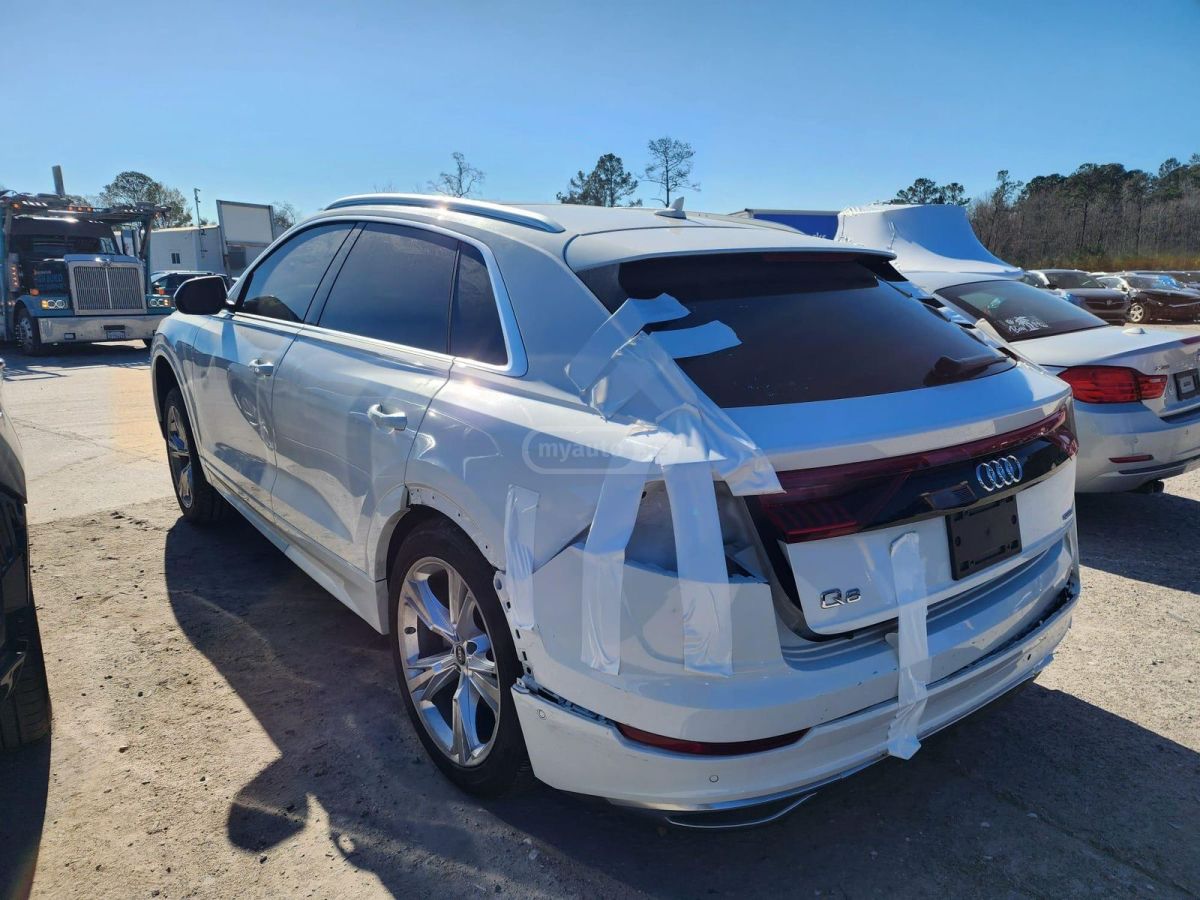 Audi Q8 2023 — миниатюра 13