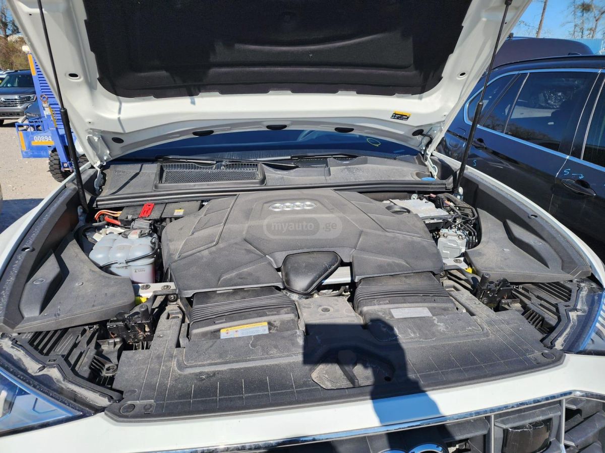 Audi Q8 2023 — миниатюра 5