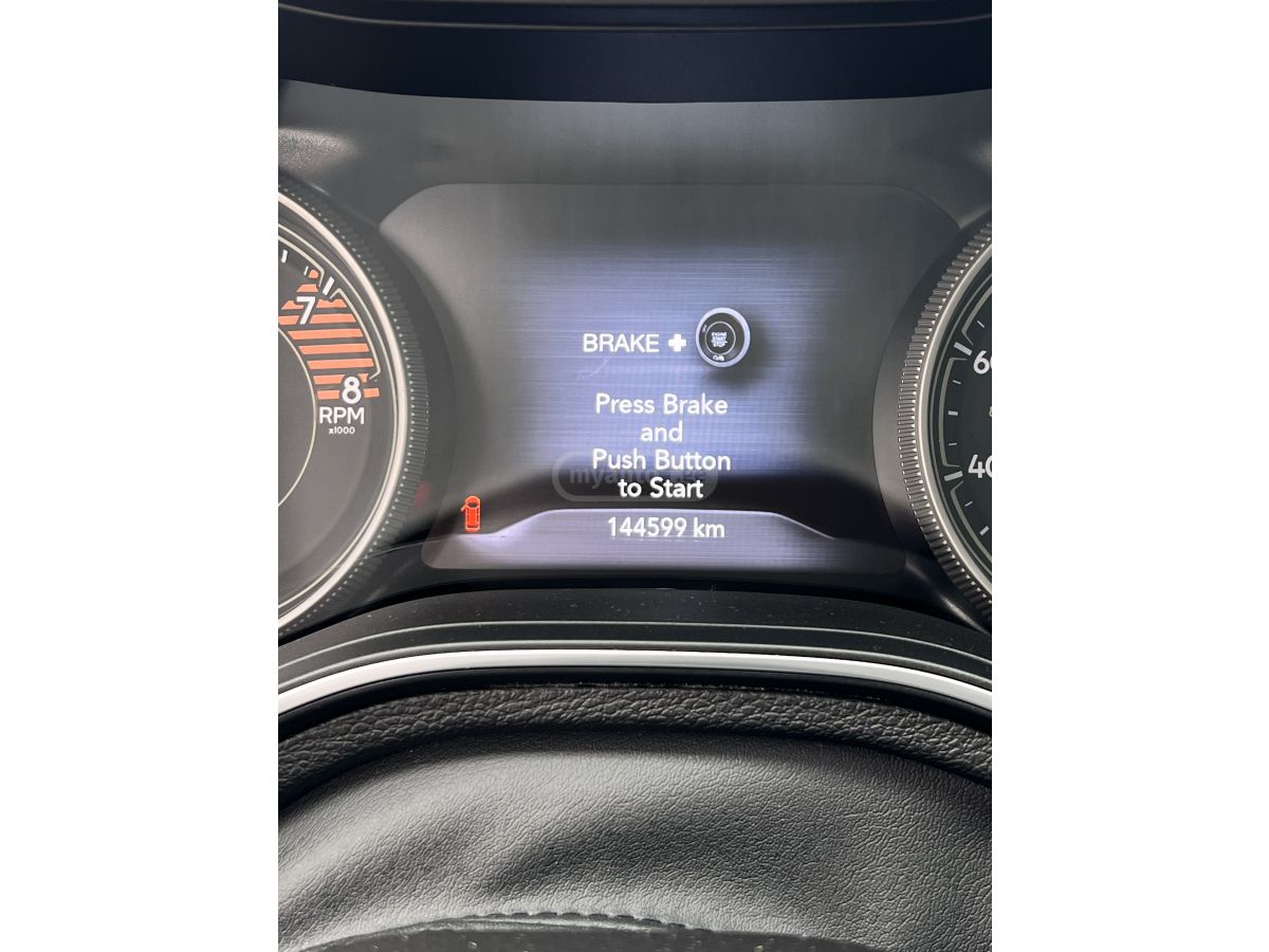 Jeep Cherokee - фото 9