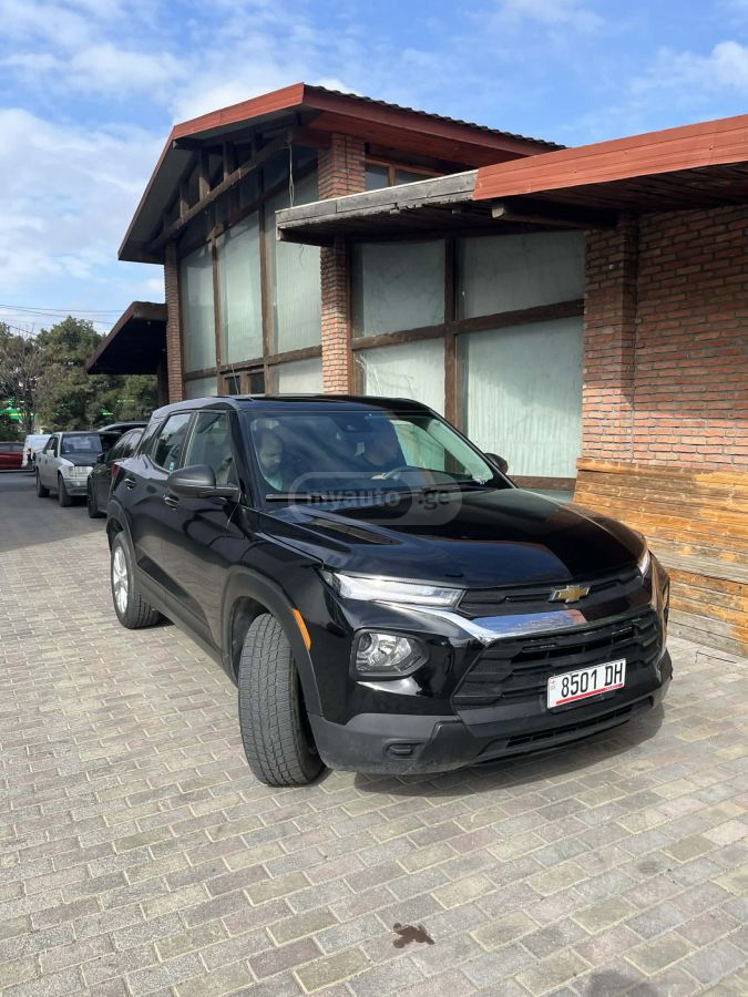 Chevrolet Trailblazer - фото 1