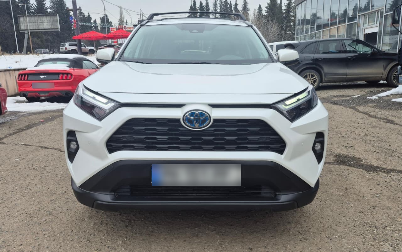 Toyota Rav 4 - фото 5