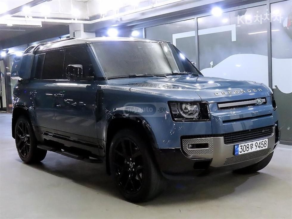 Land Rover Defender 110 - фото 1