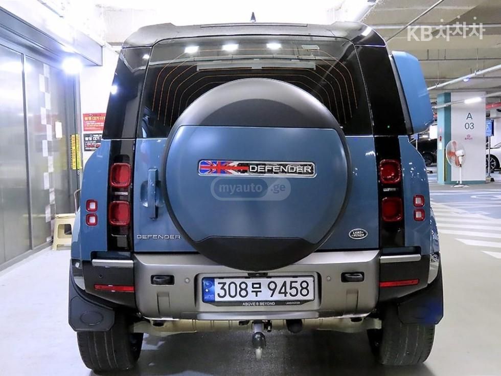 Land Rover Defender 110 - фото 5