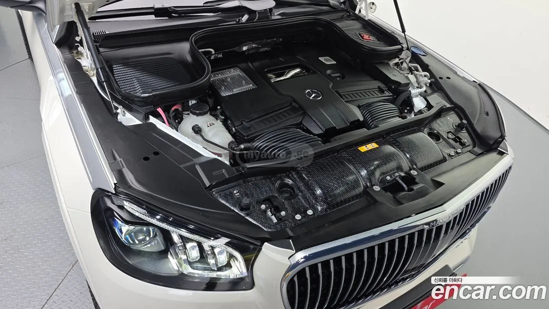 Mercedes-Benz GLS 63 AMG - фото 6