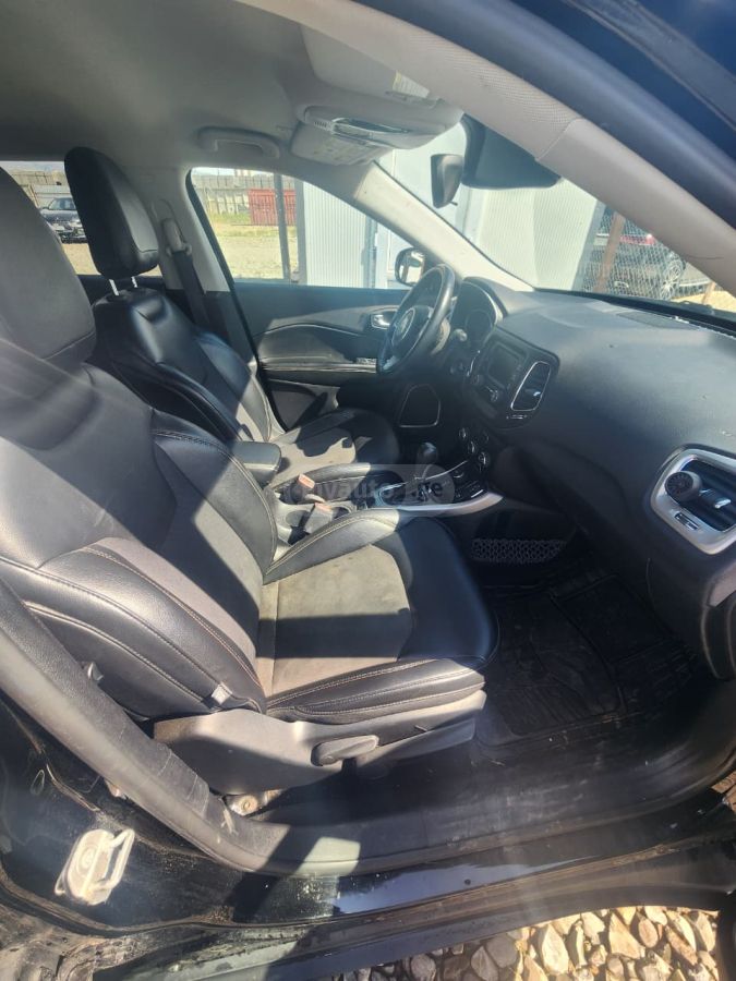 Jeep Compass - фото 5