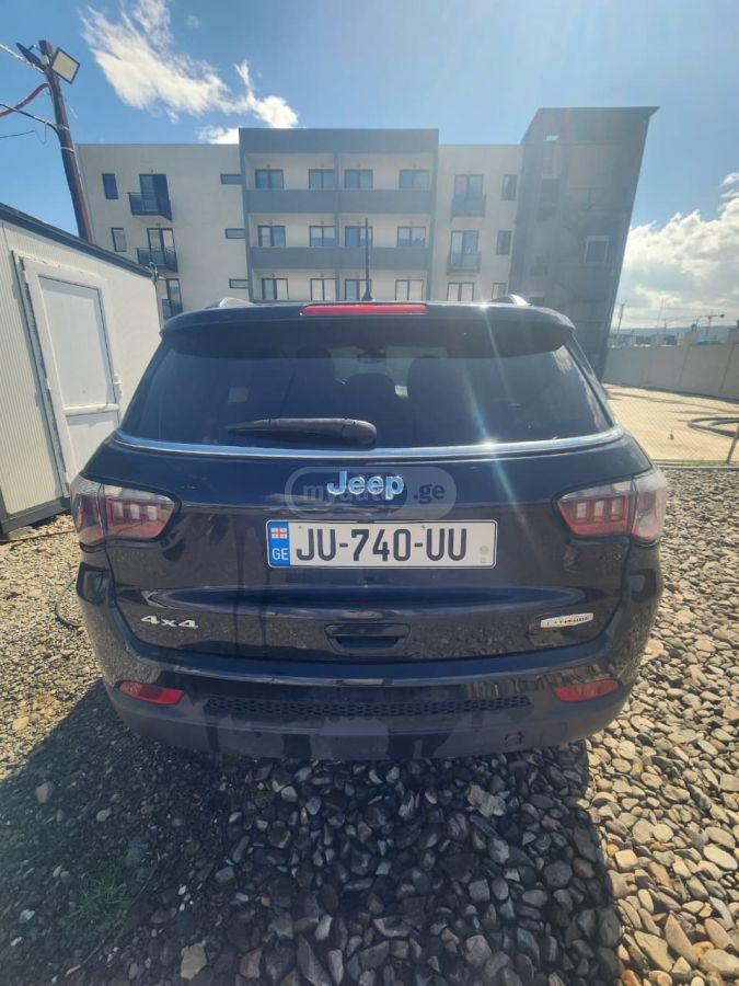 Jeep Compass - фото 6