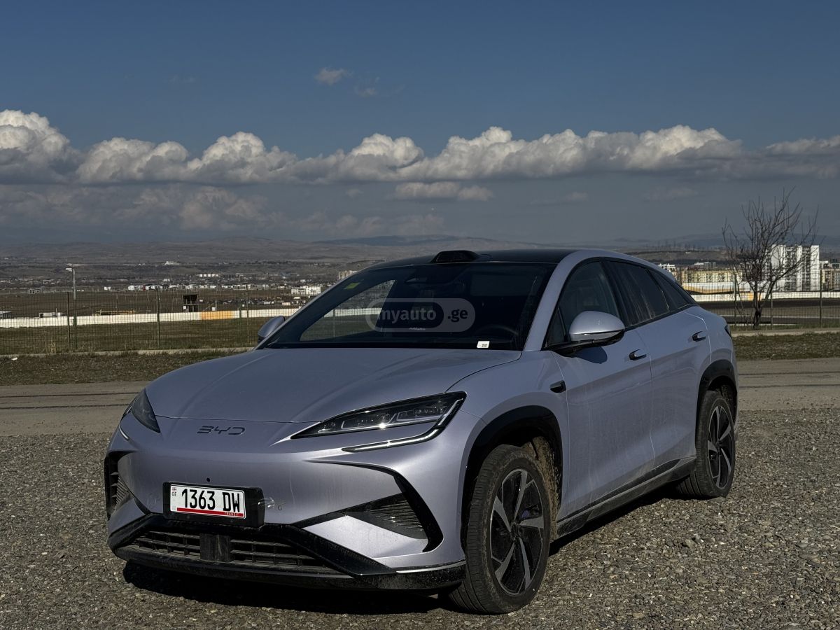 BYD Sealion 7 - фото 1