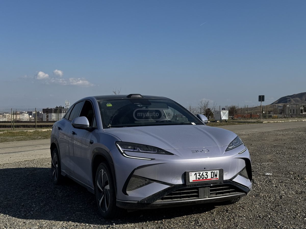 BYD Sealion 7 - фото 3