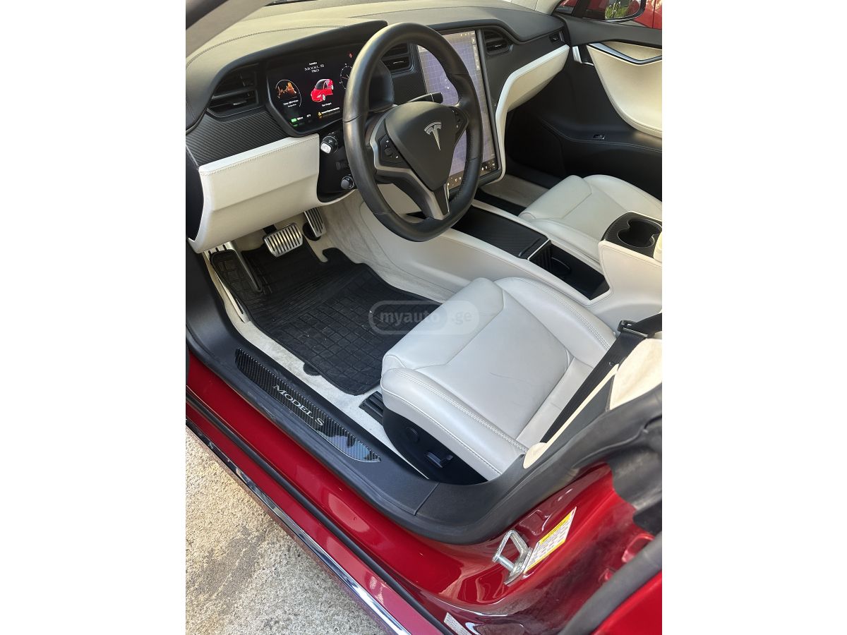 Tesla Model S - фото 6