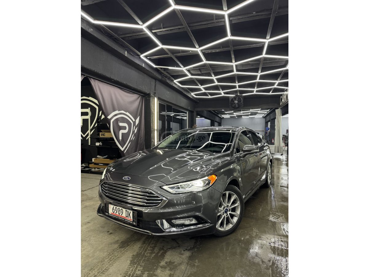 Ford Fusion - фото 11