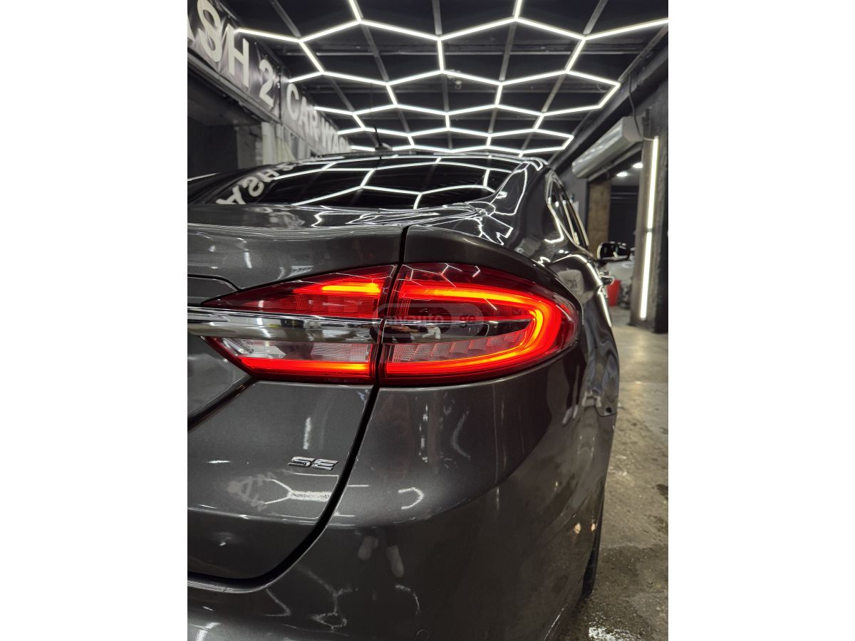 Ford Fusion - фото 8