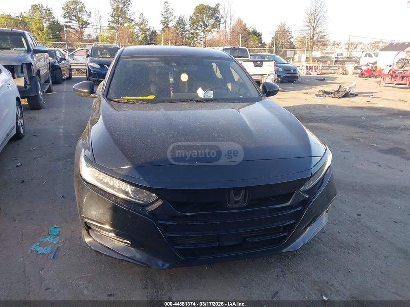 Honda Accord - фото 1