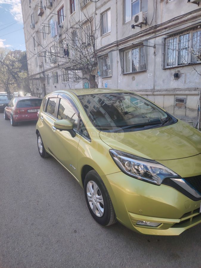 Nissan Note - фото 1