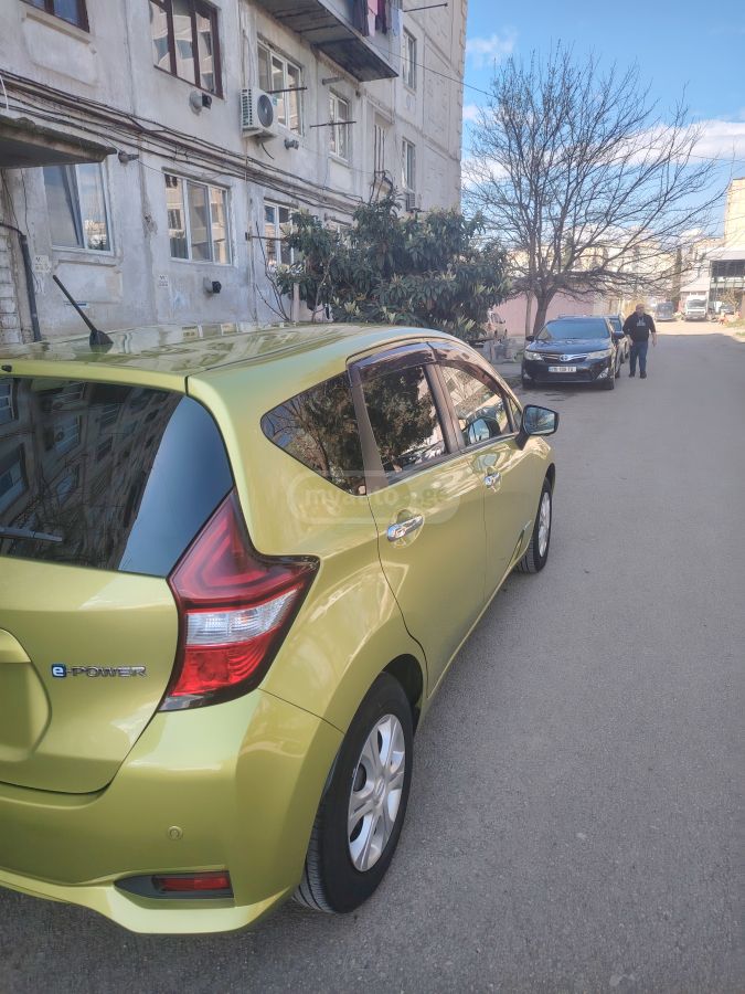 Nissan Note - фото 4