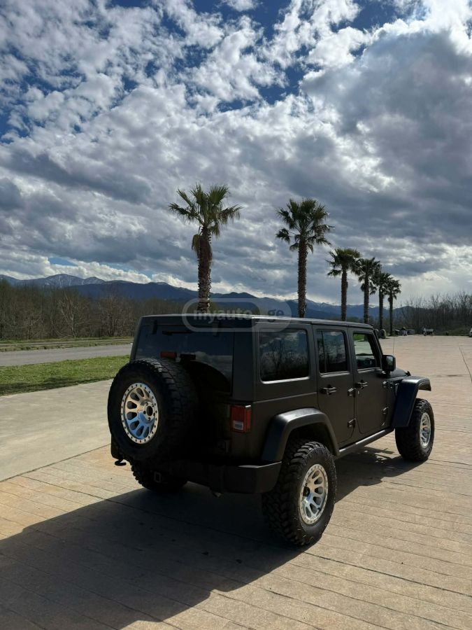 Jeep Wrangler - фото 5