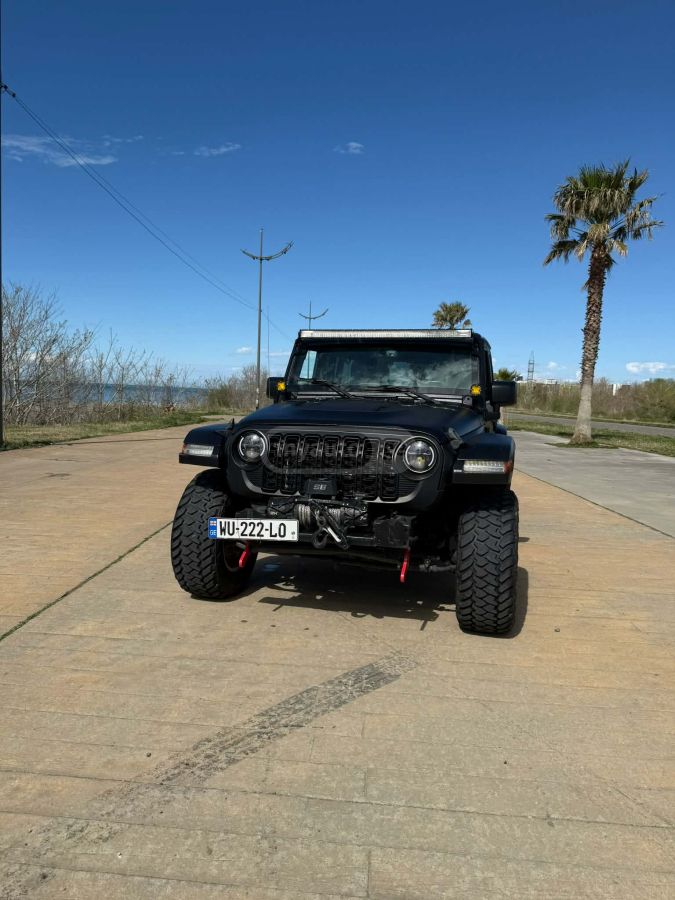 Jeep Wrangler - фото 7
