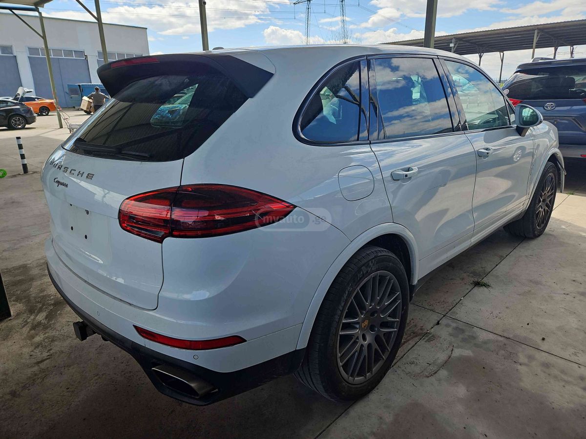 Porsche Cayenne - фото 5