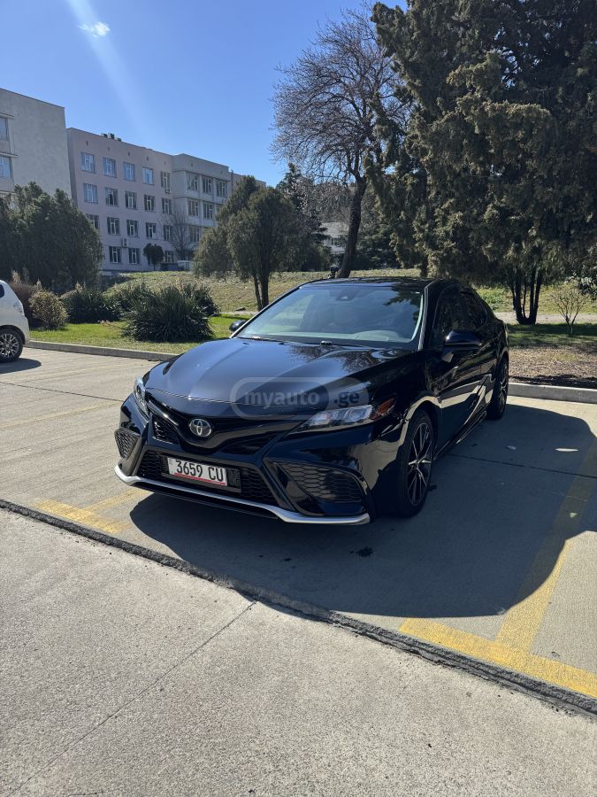 Toyota Camry - фото 13