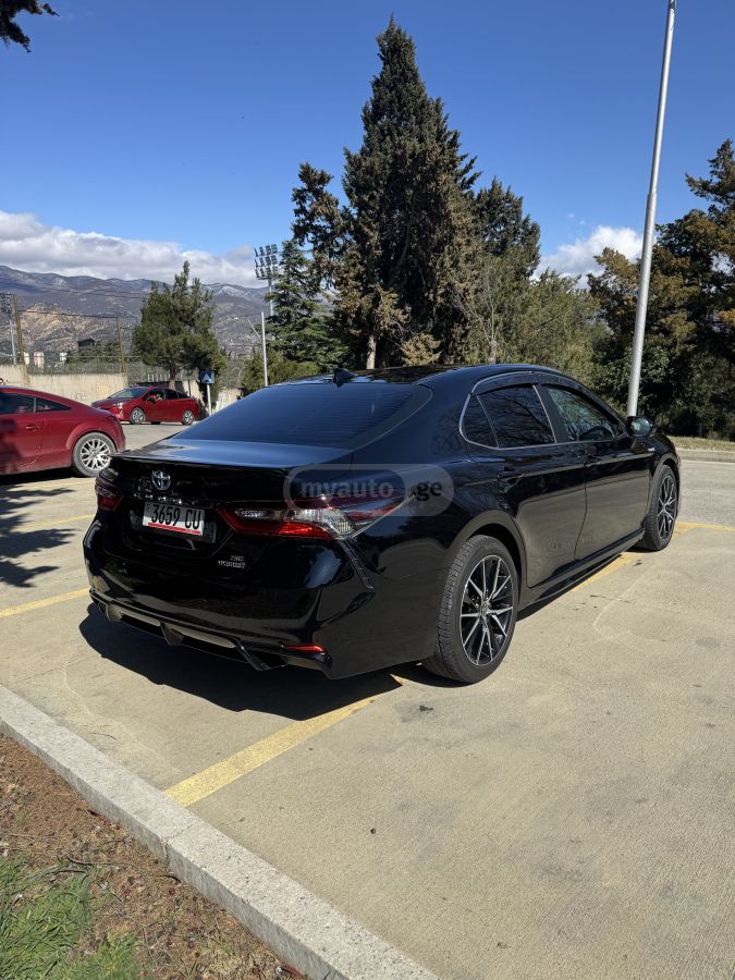 Toyota Camry - фото 6