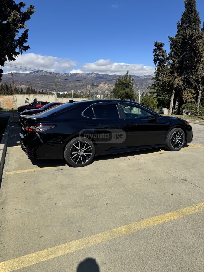 Toyota Camry - фото 7