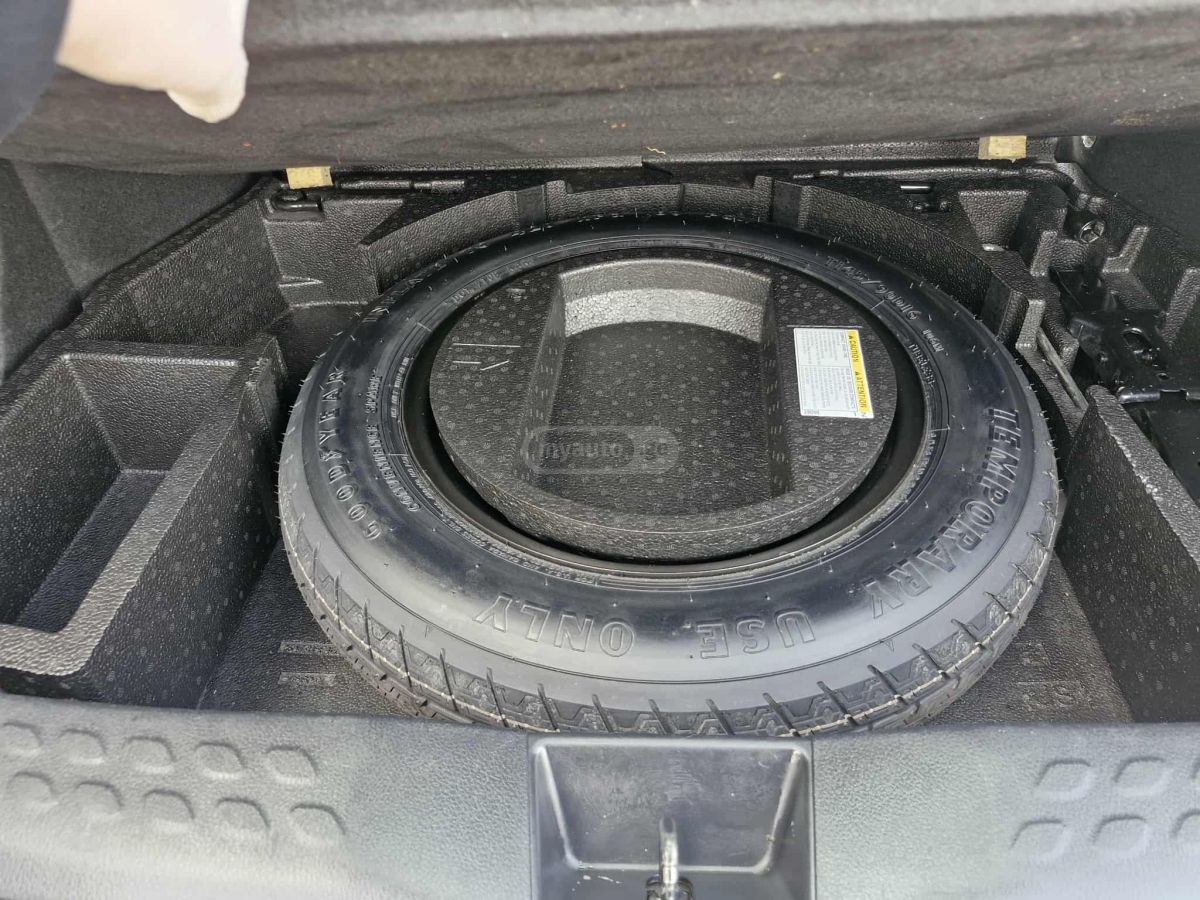 Toyota CHR - фото 8