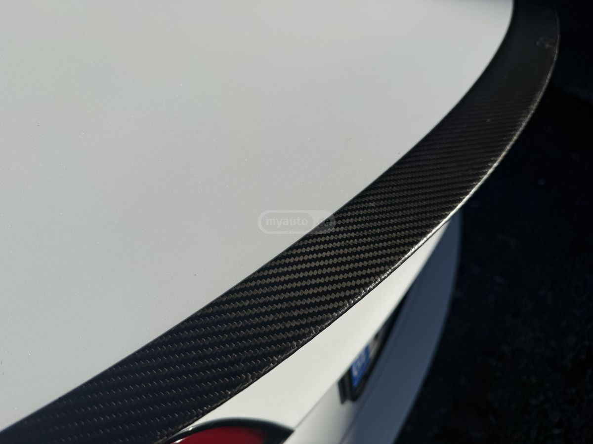 Tesla Model 3 - фото 10