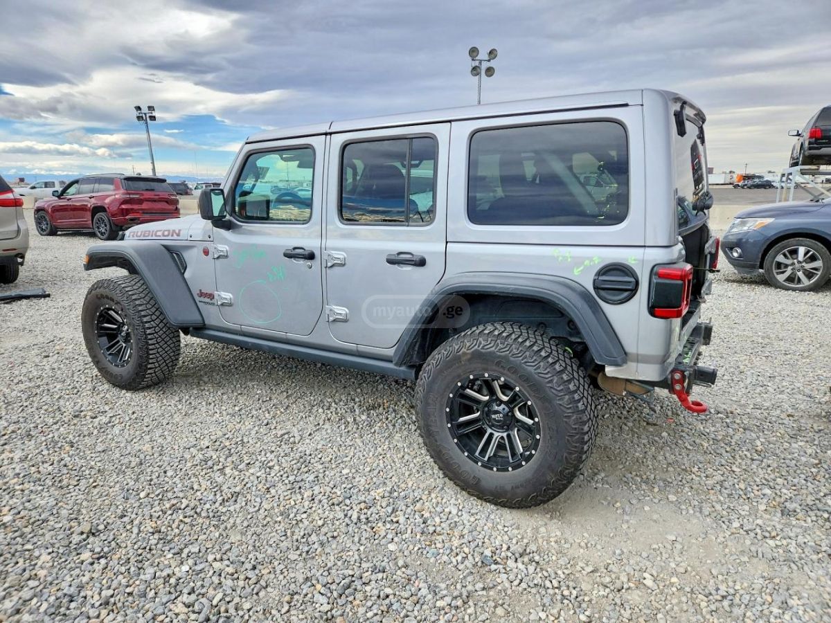 Jeep Wrangler - фото 2