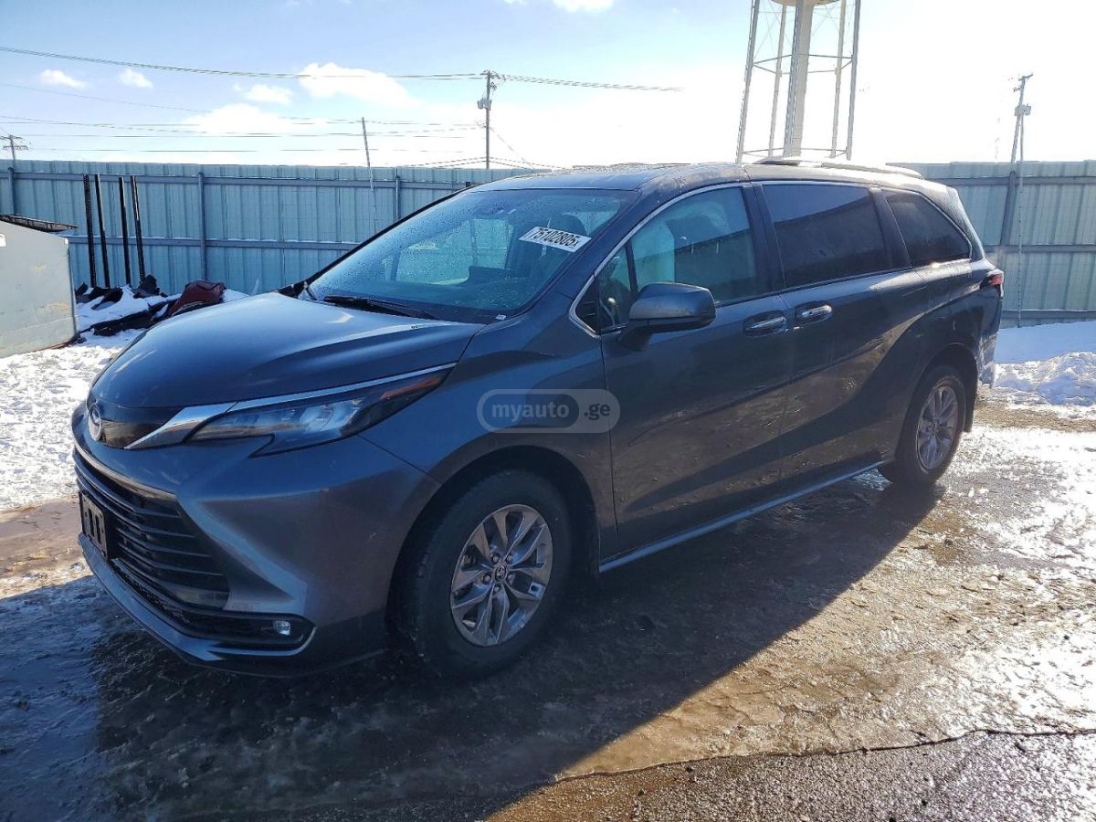 Toyota Sienna 2025 — миниатюра 1