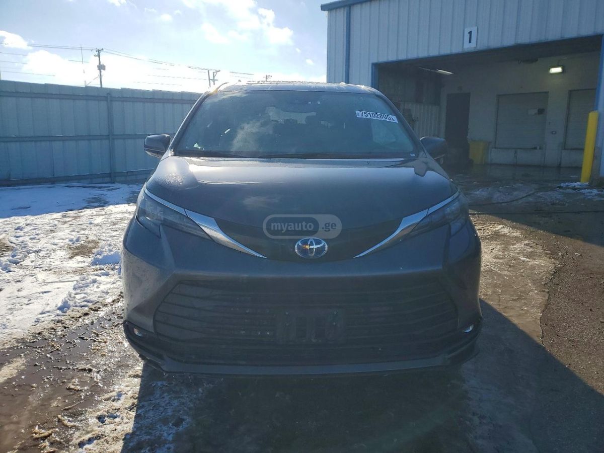 Toyota Sienna 2025 — миниатюра 5
