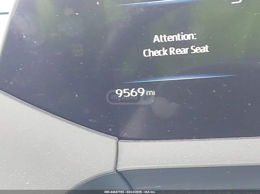 Toyota Prius 2025 — миниатюра 15